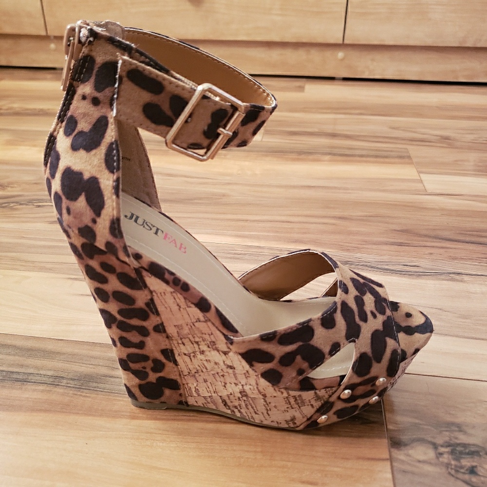 Just Fab Leopard Cheetah Wedges 5.5